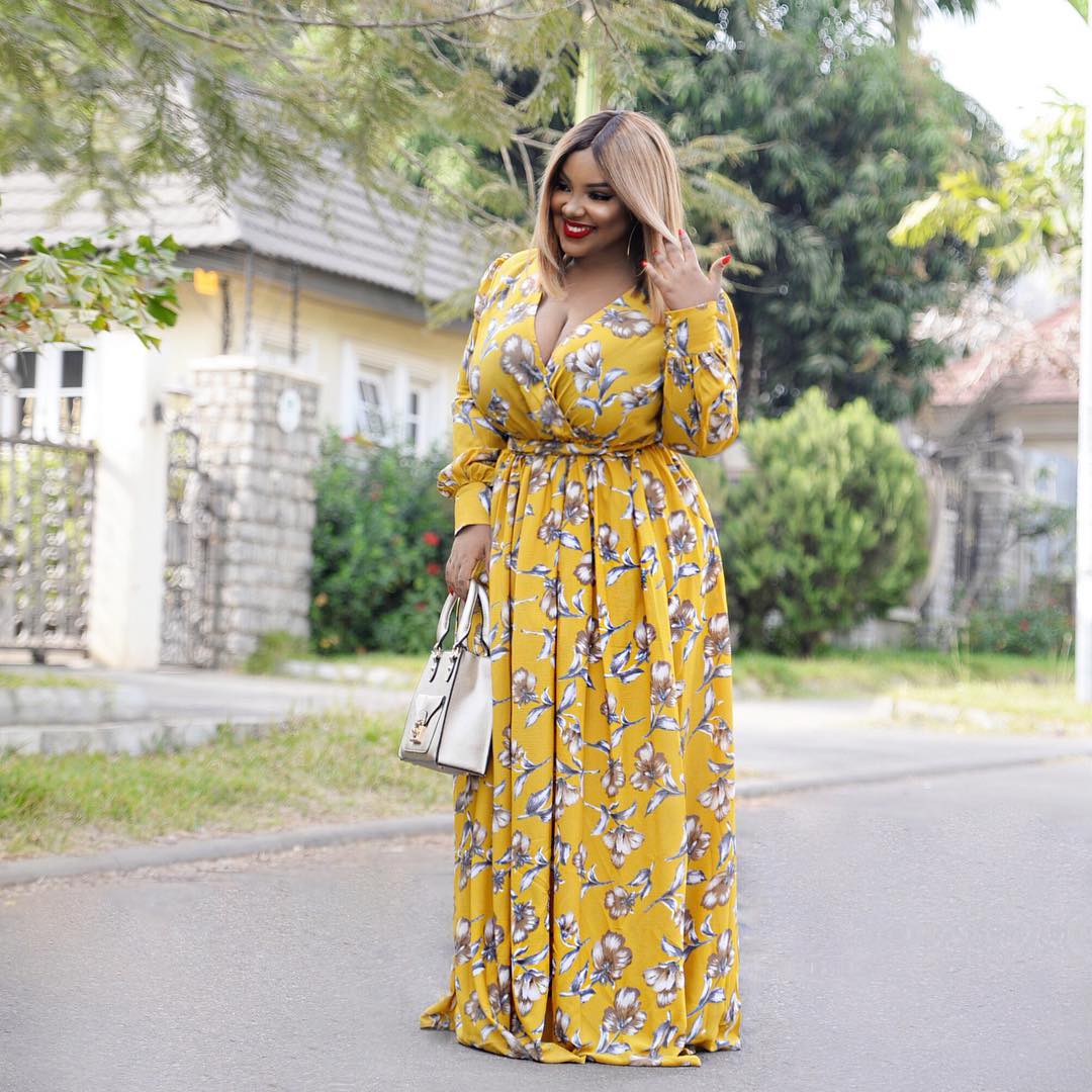 abuja blogger curvy maxi dress