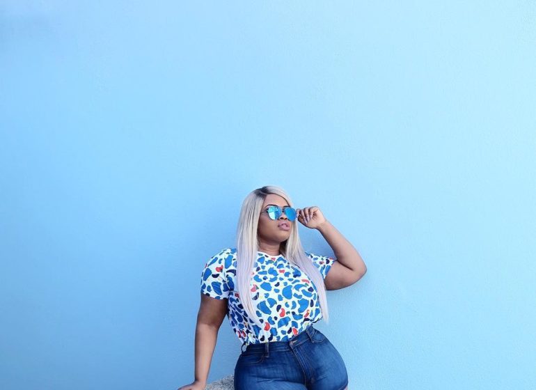 Edee Beau's Guide on 10 Ways to Wear Blue Denim