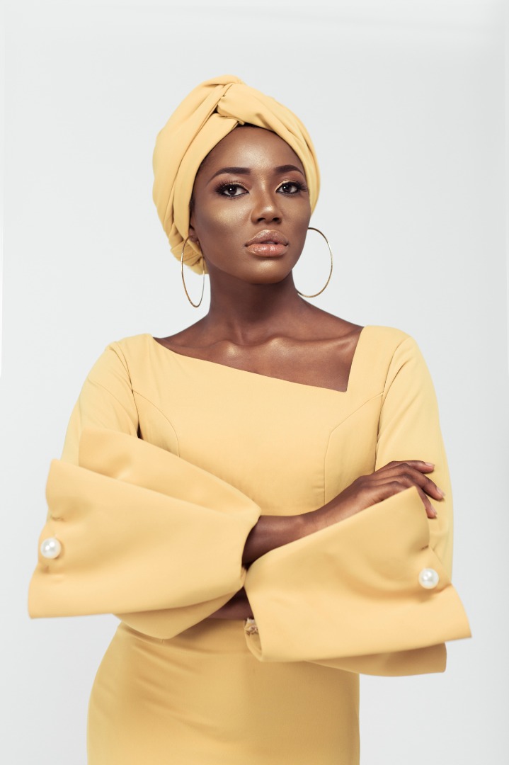 All Modest Babes Will Love Amnas’ Work Wear Capsule Collection