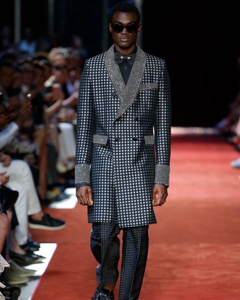 Davidson Obennebo Shines On The Dolce & Gabbana Runway at Milan Fashion ...