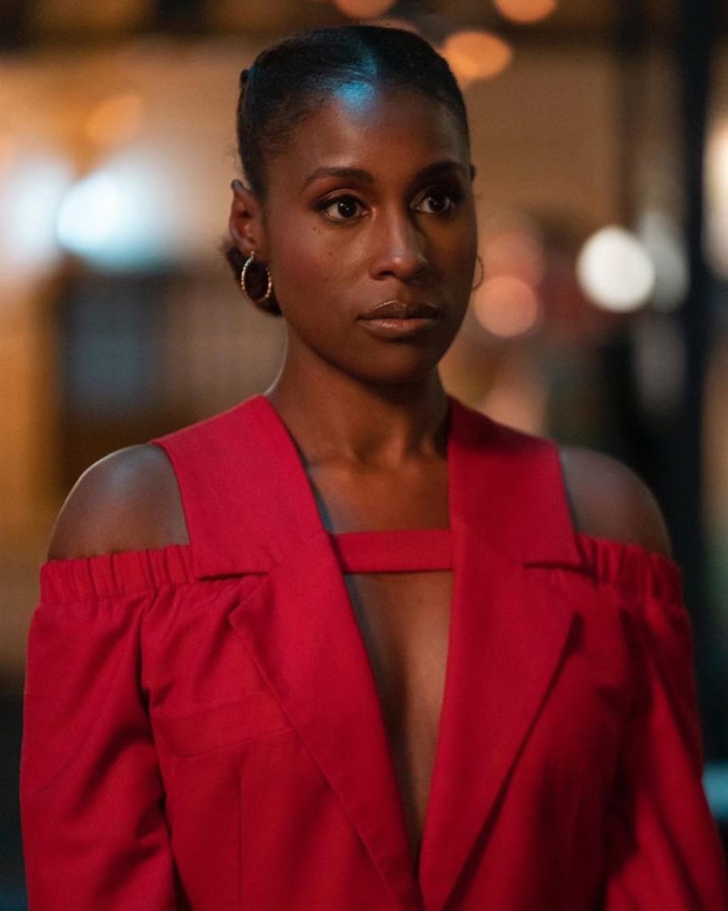 Issa Rae Hat Attention: Issa Rae Is Incandescent In this Red Thebe Magugu Blazer ...