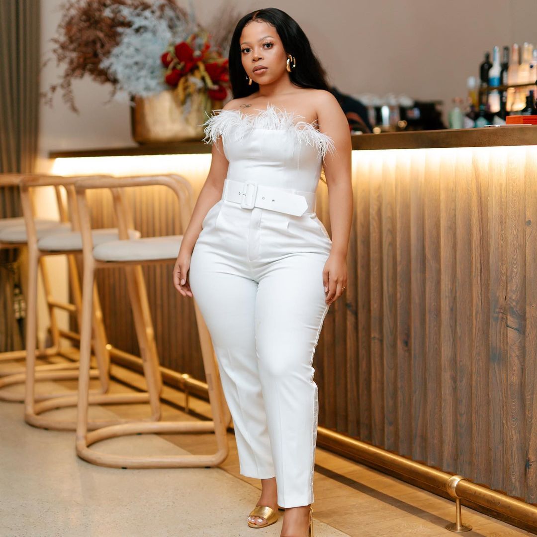 10 Outfit Ideas From Curvy South African Influencer Mmaneo To Score All The Likes On Instagram