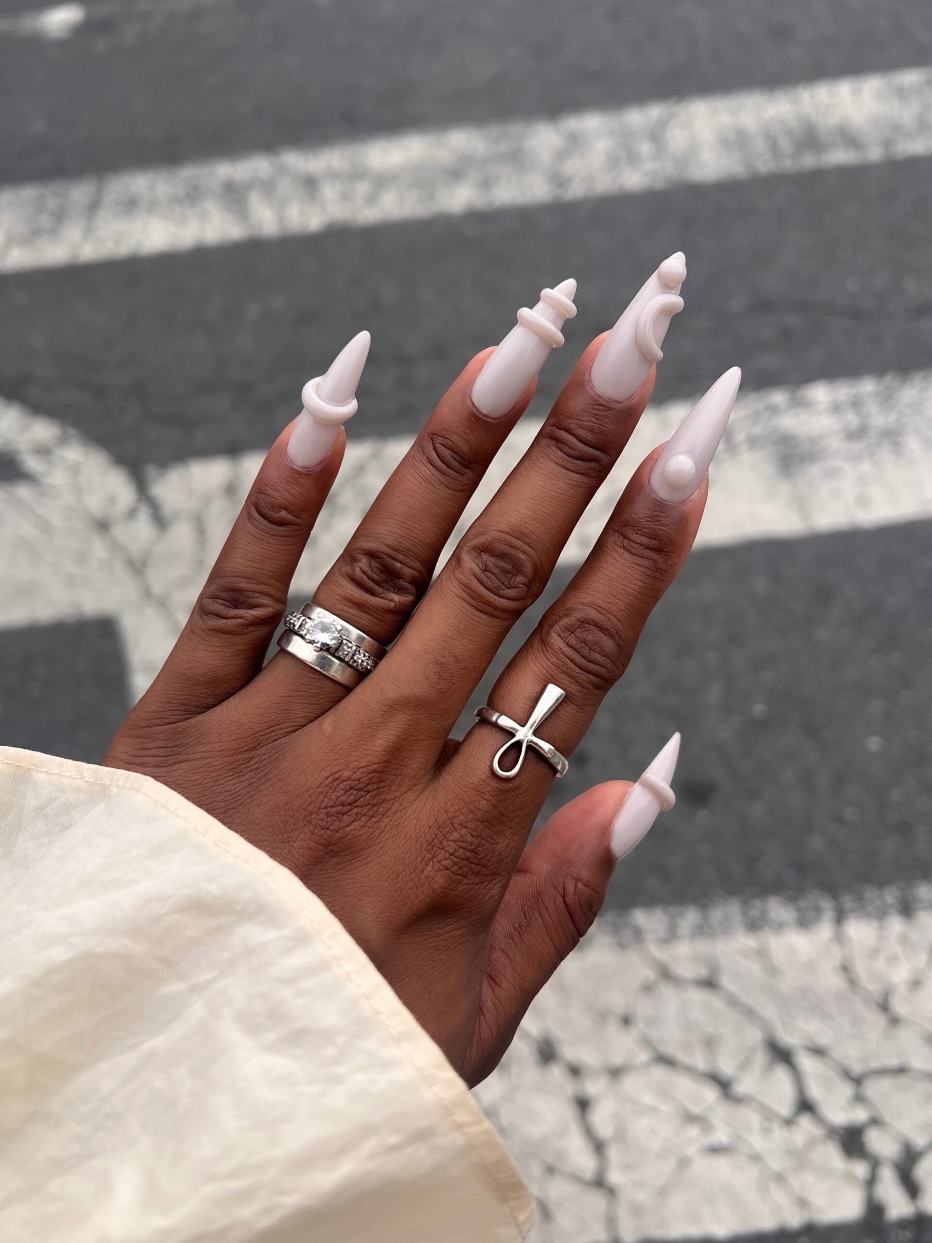 White almond nail designs